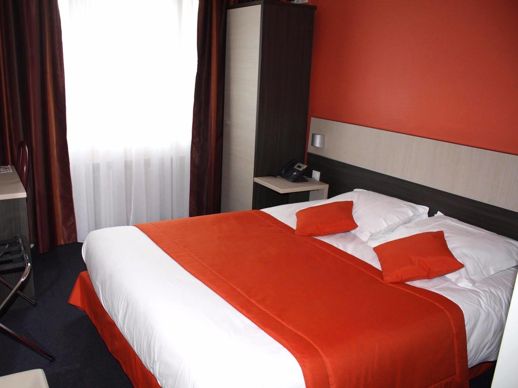 Logis Hotel- Restaurant La Renaissance Baccarat Kültér fotó
